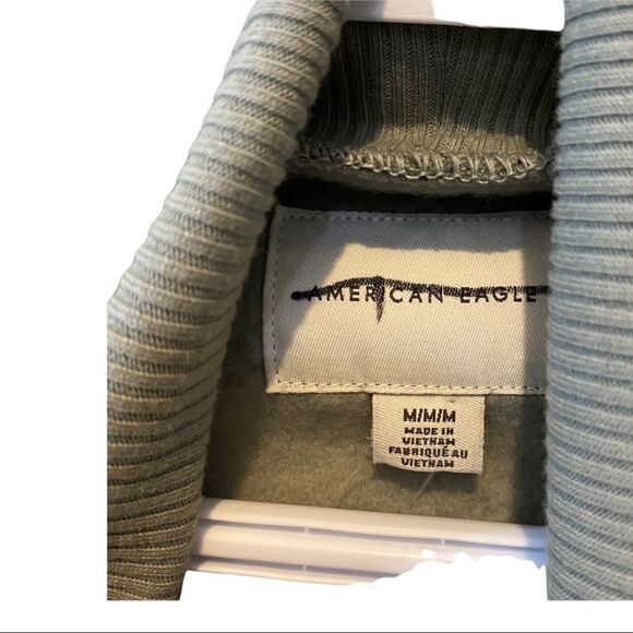 NWT American Eagle oversized Forever Cropped Turtleneck Sweatshirt green SIZE M - Picture 6 of 8